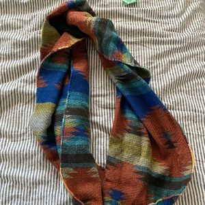 Infinity scarf